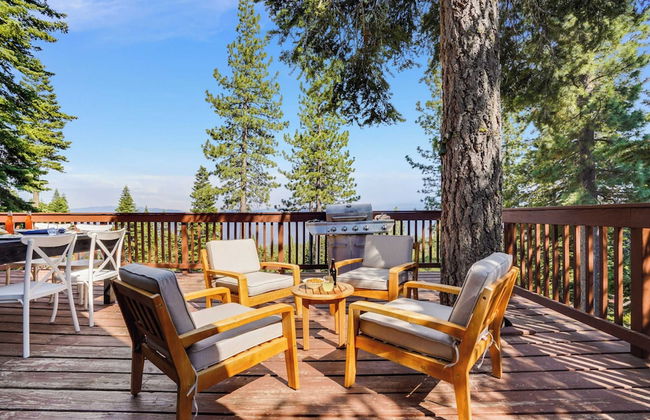 Horizon by Avantstay Stunning A-frame Cabin w/ Hot Tub, Billiards, Lake Views - Foto 3
