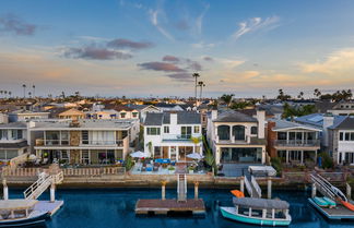 Photo 1 - Bay Breeze by Avantstay Bayfront Home w/ Fire Pit & Private Dock in Balboa Peninsula