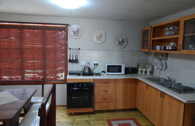 Cherry Lane Self Catering in Bloemfontein Family Apartment for max 8 Guests - Foto 1