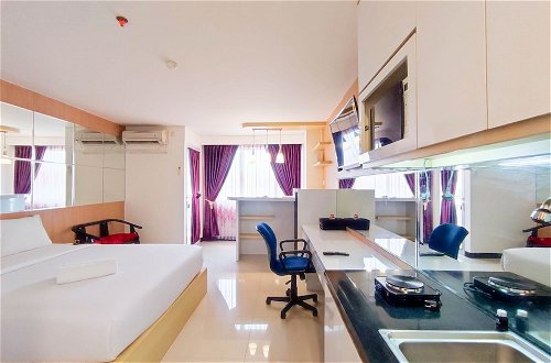 Photo 2 - Best Deal And Comfy Studio Apartment At Sentraland Semarang