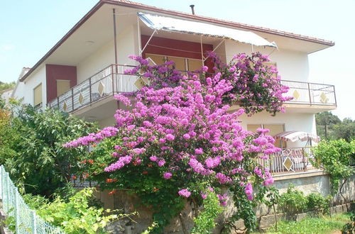 Photo 26 - Romantic Apartment With Sea View Vinišće, Dalmatia