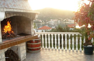 Photo 1 - Romantic Apartment With Sea View Vinišće, Dalmatia