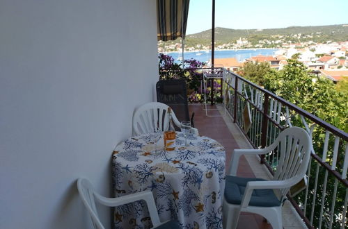 Photo 4 - Romantic Apartment With Sea View Vinišće, Dalmatia
