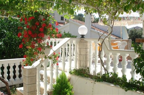 Foto 36 - Romantic Apartment With Sea View Vinišće, Dalmatia