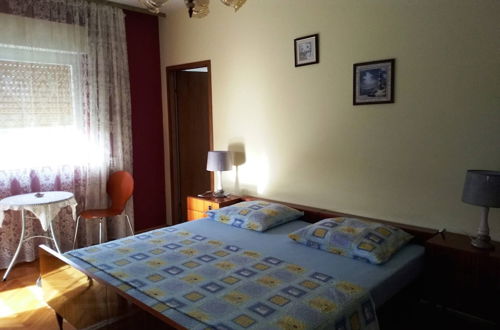 Photo 3 - Romantic Apartment With Sea View Vinišće, Dalmatia