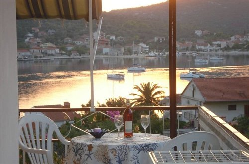 Foto 7 - Romantic Apartment With Sea View Vinišće, Dalmatia