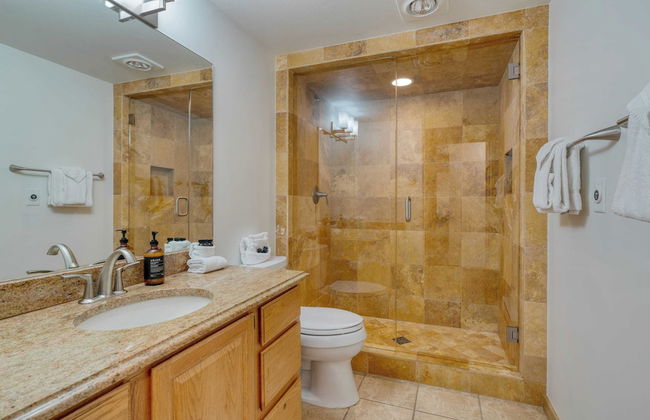Riverside Condos C102 by Avantstay Condo Close To Downtown, Town Park & Ski Lift #8 - Foto 4