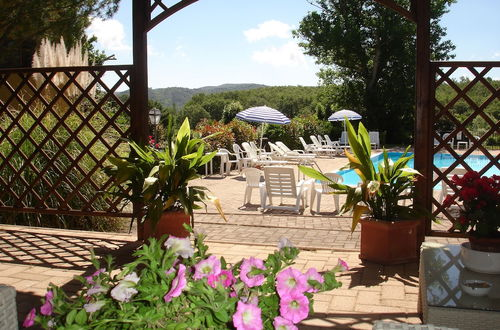 Photo 6 - Superior Ground Floor Apartment With Pool View