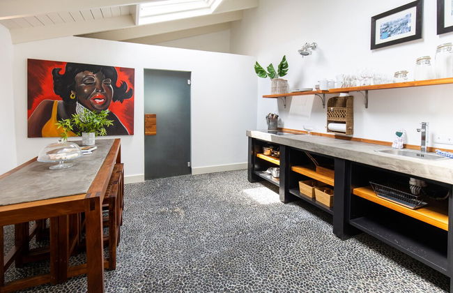 Stylish, Luxurious Home With Balcony in Famous Pietermaai District - Foto 16