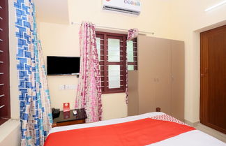 Photo 3 - Peace Rooms Trivandrum