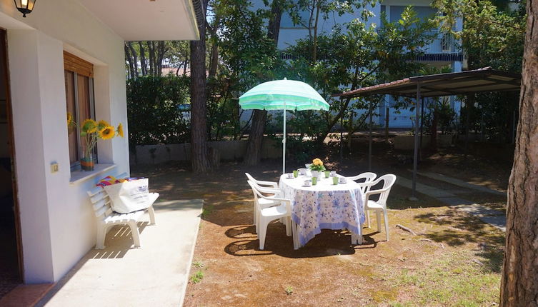 Photo 1 - beautiful Three-room Apartment on the Ground Floor of a Villa With Garden