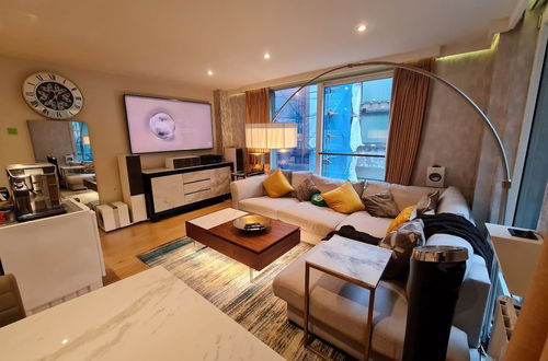 Photo 8 - Stylish and Modern 1 Bedroom Apartment in Farringdon