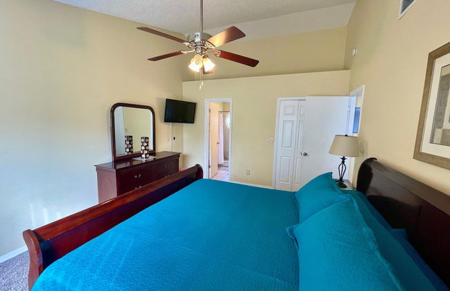 Three Bedroom Apartment #3 -- 5014 LBC -- Vusa Three Bedroom Condo Apartment - Foto 8