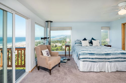 Photo 21 - Blue Horizon by Avantstay Panoramic Views of the Ocean w/ Entertainers Patio