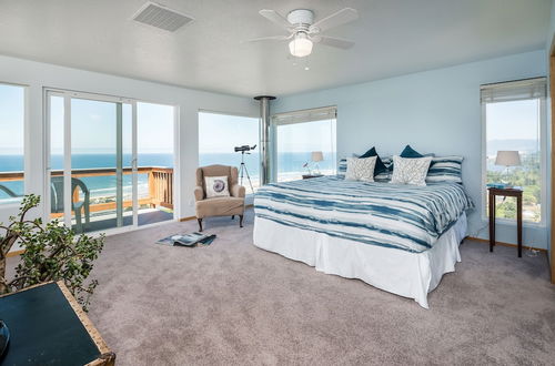 Photo 8 - Blue Horizon by Avantstay Panoramic Views of the Ocean w/ Entertainers Patio