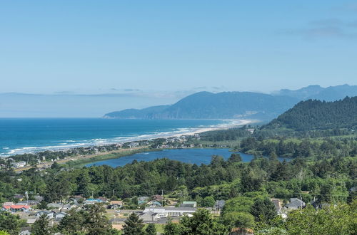 Photo 20 - Blue Horizon by Avantstay Panoramic Views of the Ocean w/ Entertainers Patio