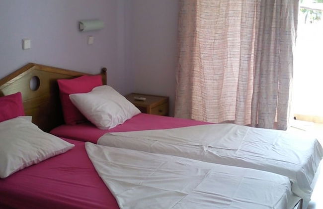 Room-marvelous Studio in Front of the be - Photo 3
