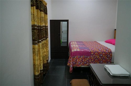 Photo 3 - Mri Homestay Sg Buloh - 3 Br House Ground Floor With Centralised Private Pool