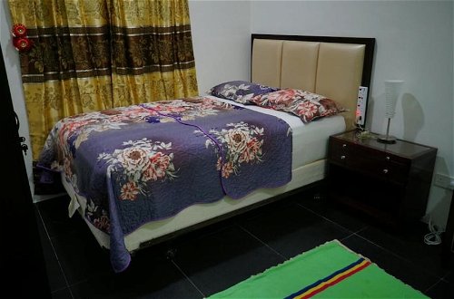 Photo 2 - Mri Homestay Sg Buloh - 3 Br House Ground Floor With Centralised Private Pool