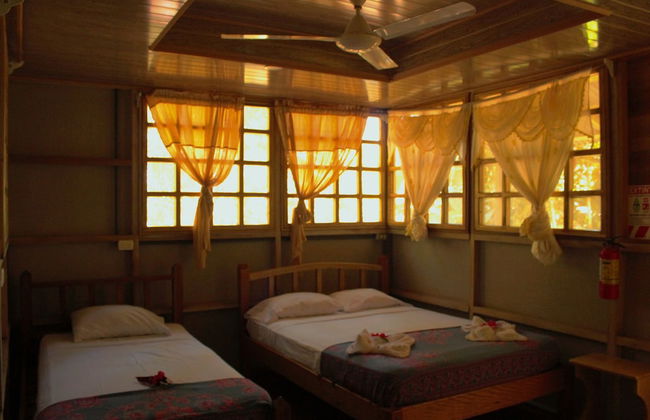 La Casita Bungalow Equipped Cabin With Garden View Near to the Beach - Foto 6