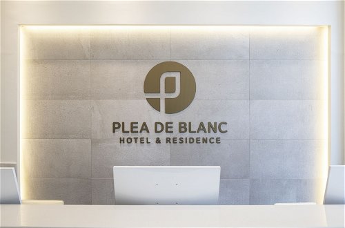 Photo 4 - Plea De Blanc