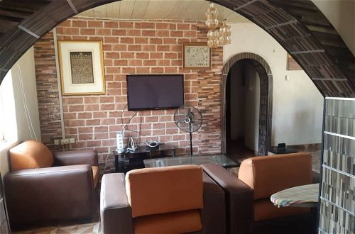 Photo 13 - Remarkable 2-bed Apartment in Lagos