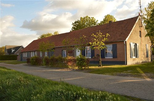 Photo 41 - Holiday Home in North Limburg With Enclosed Garden