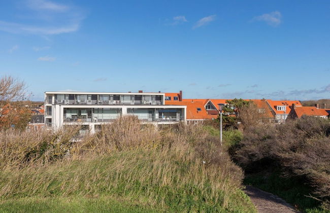 Attractive Apartment in the Center and at the Bottom of the Zoutelande Dunes - Foto 1