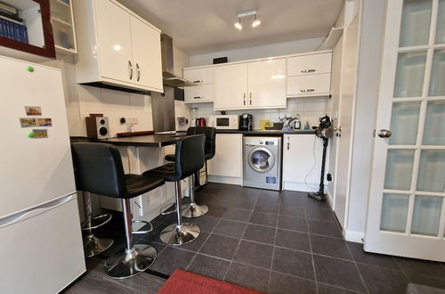 Photo 18 - Super Comfy Apartment - Devon - A38 - Sleep 4pers