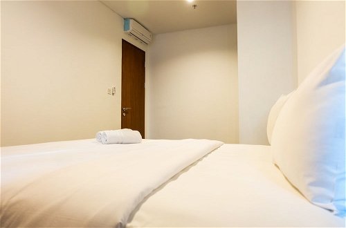 Photo 10 - Spacious Elegant 2BR Veranda Residence @ Puri Apartment