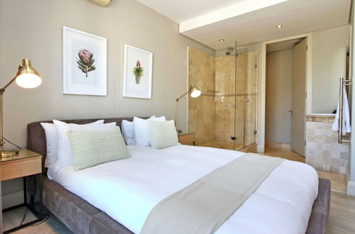 Photo 3 - ITC Hospitality Group Penthouse 2 Bedrooms Piazza On Church Square
