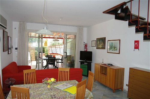 Foto 18 - Spacious Apartment for 4 People in Residence