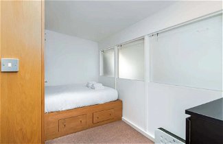 Photo 3 - Stunning Art-deco Style 2 Bedroom Apartment in Fitzrovia