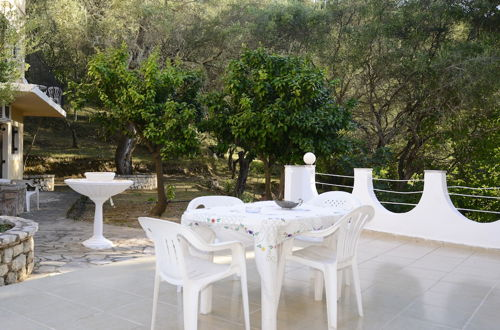 Photo 5 - Corfu Room Apartments,in a Lush Greeness Hill