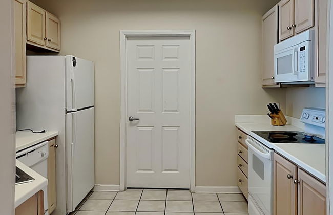 Silver Beach Towers #1805e - Photo 6