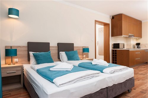 Photo 9 - Villa Mistral Apartments by Renters