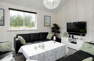 Foto 1 - 18 Person Holiday Home in Blavand