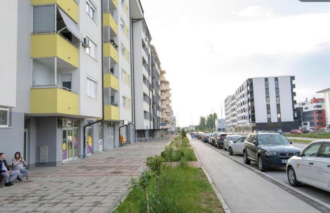 Beautiful Athena Apartment Located in Lukavica - Foto 21