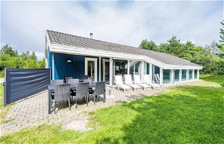 Foto 1 - 10 Person Holiday Home in Norre Nebel