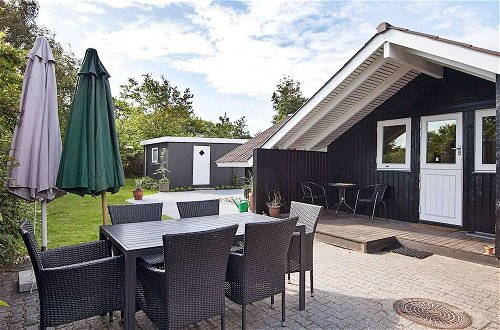 Foto 21 - 4 Person Holiday Home in Esbjerg V