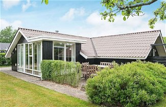 Photo 1 - 4 Person Holiday Home in Esbjerg V