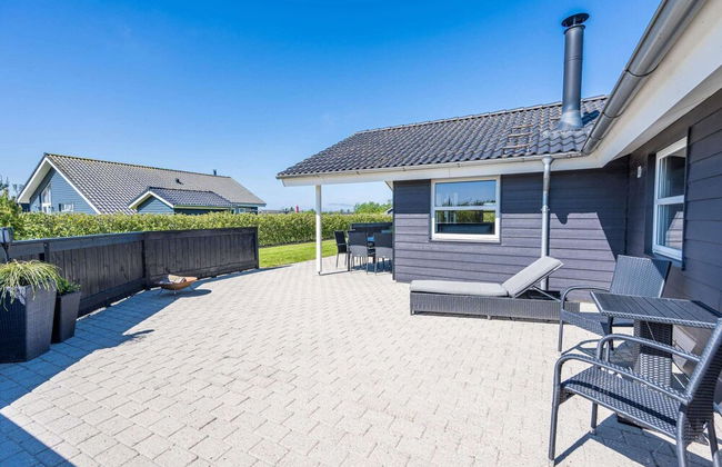 6 Person Holiday Home in Tarm - Foto 24
