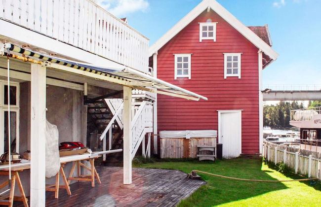 8 Person Holiday Home in Lindas - Foto 4