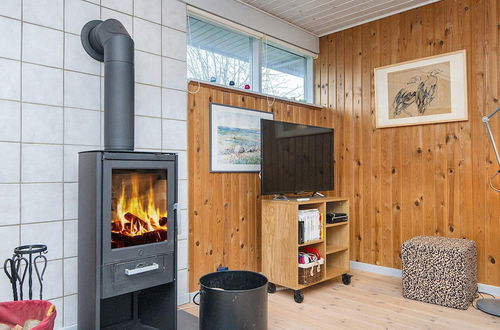 Photo 14 - Quaint Holiday Home near Glesborg with Roofed Terrace