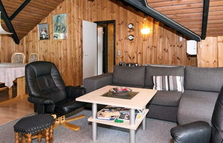 Foto 3 - Spacious Holiday Home in Ansager near Lake