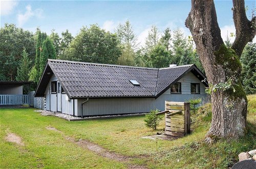 Photo 17 - Spacious Holiday Home in Ansager near Lake