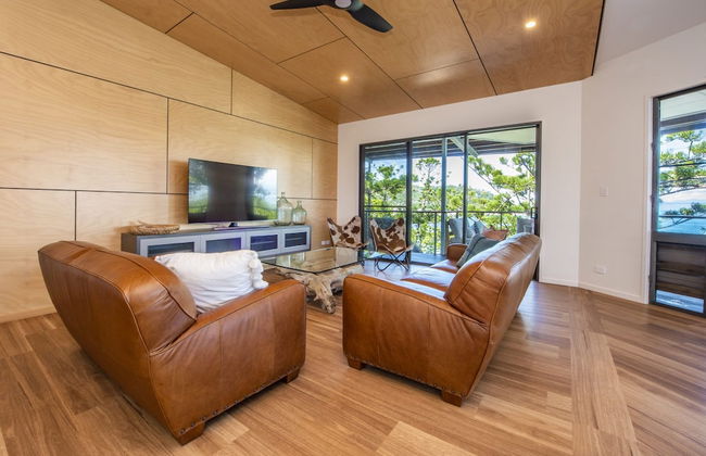 Headland House - Photo 3