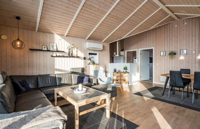 6 Person Holiday Home in Tarm - Foto 8