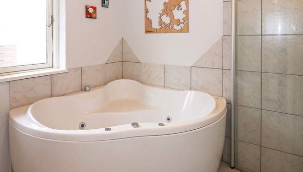6 Person Holiday Home in Hadsund - Foto 2