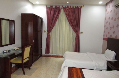 Photo 13 - Lamasat Al Hamra Furnished Apartments